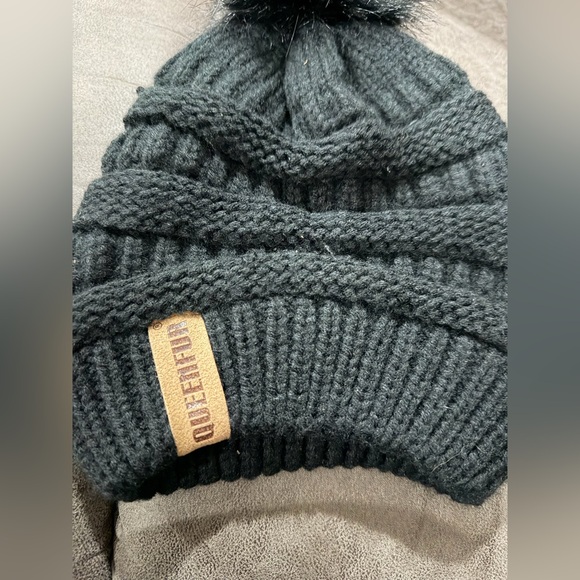 Beanie - Picture 2 of 3